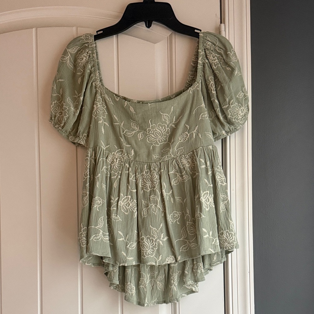 Floral Embroidered Green altar’d state top